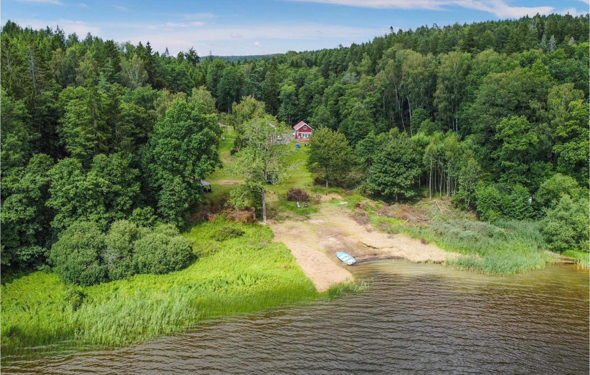 Lovely Home In Alingsas With Wifi Экстерьер фото